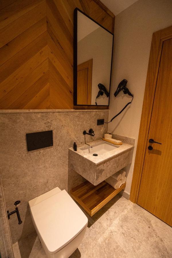 Leone Cunda Edition Otel Ayvalı エクステリア 写真
